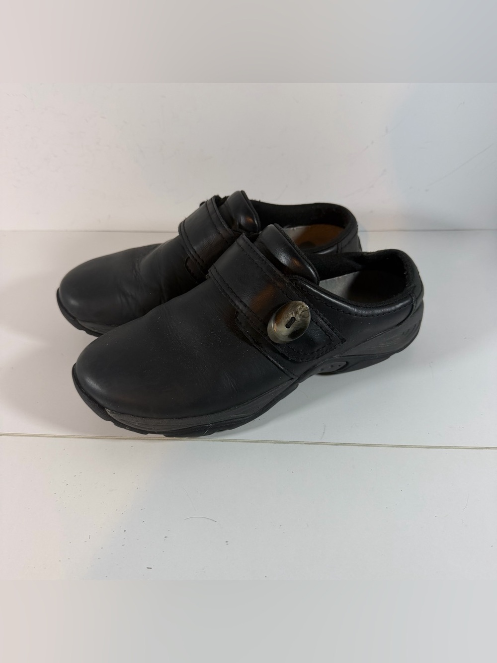Easy Spirit Women’s Black Slip-On Comfort Clog with Button Accent 8.5